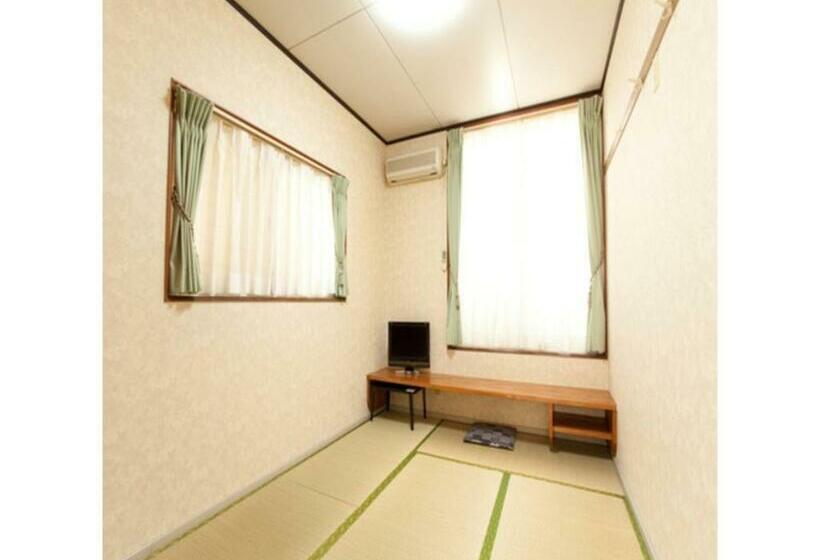 هتل Business Ryokan Yokohama Vacation Stay 99816v