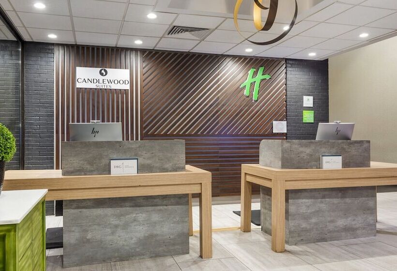 فندق Candlewood Suites   Roanoke Airport