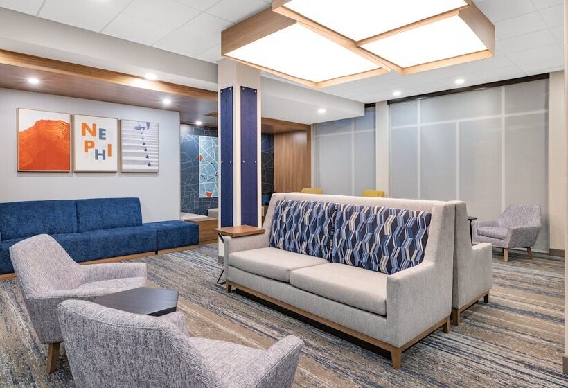 هتل Holiday Inn Express & Suites Nephi, An Ihg