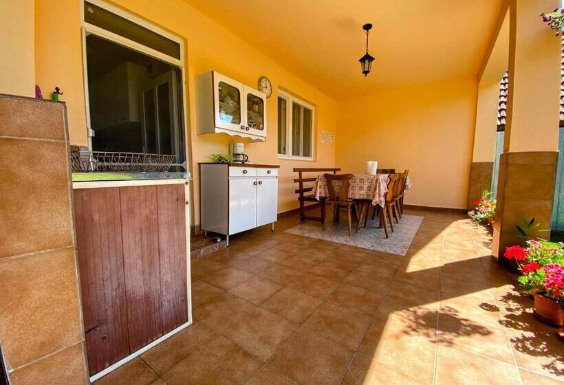 پانسیون Casa Popa