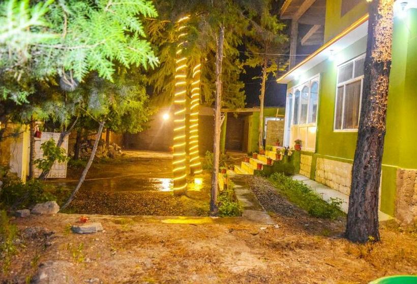 Pensiune Mehman Sarai مہمان سرائے Skardu