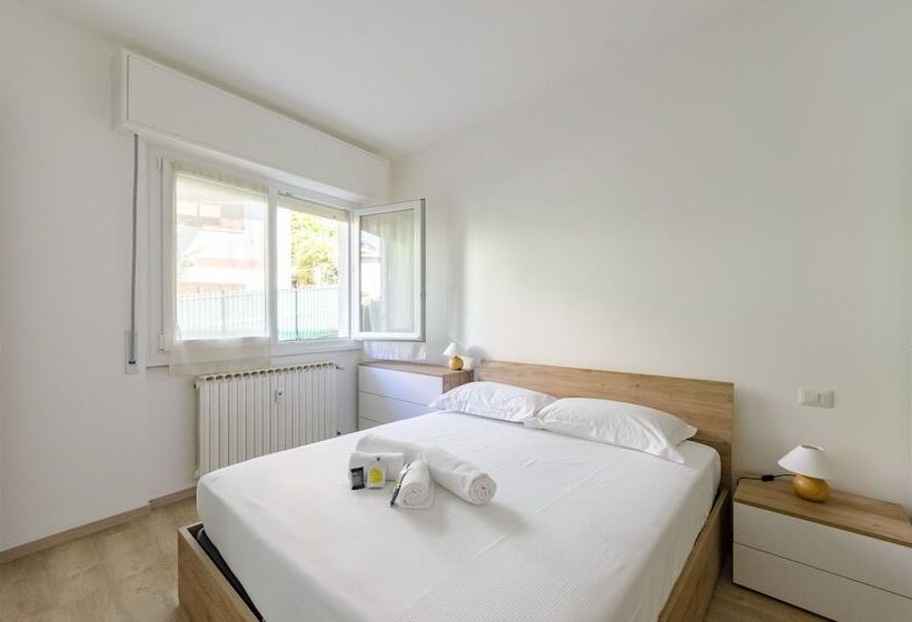 Joivy Banfi Apartment