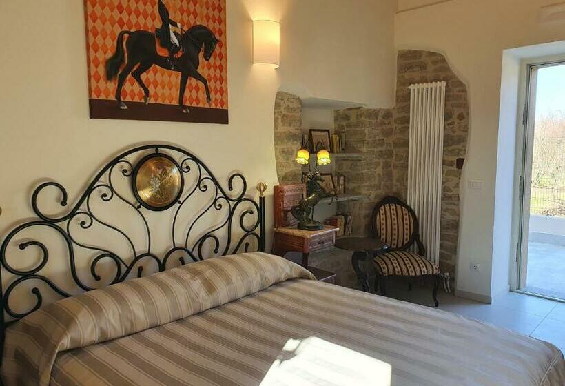 مبيت وإفطار Villa Alta Langa