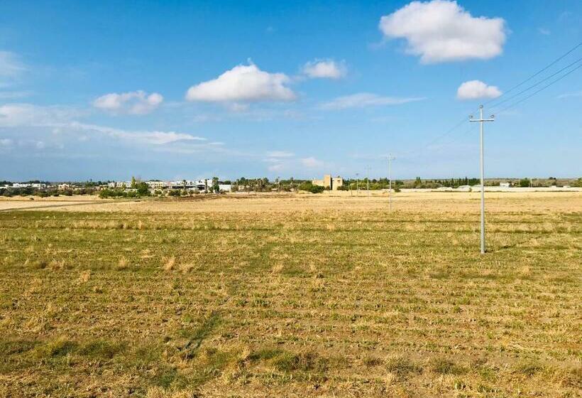 住宿加早餐  Vèlia