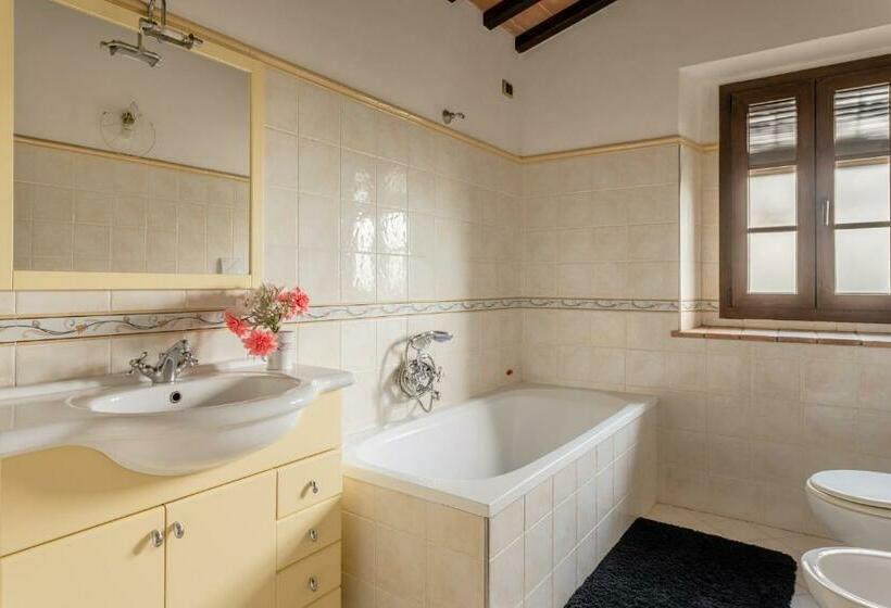 بنسيون Casa Vecchia Rooms And Parking