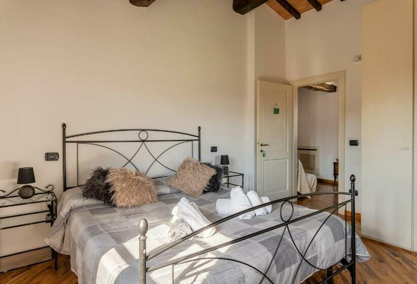 بنسيون Casa Vecchia Rooms And Parking