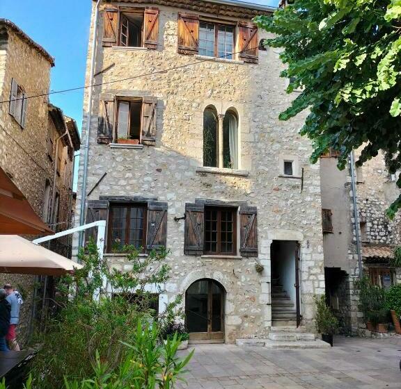 مبيت وإفطار Chambre D Hôtes Les Tomettes