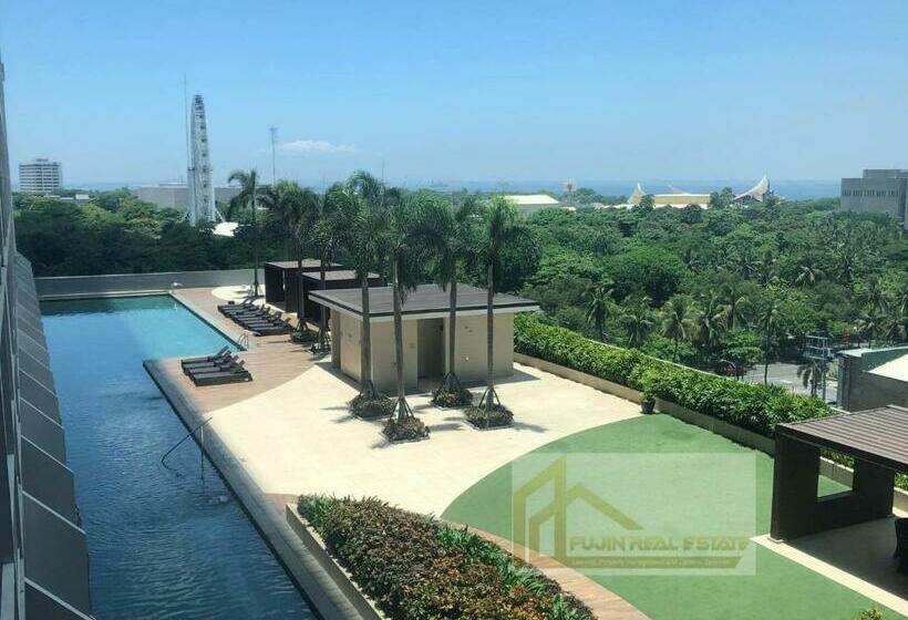 Breeze Residence
