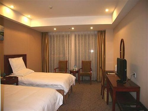 هتل Greentree Inn Wuxi New District Airport