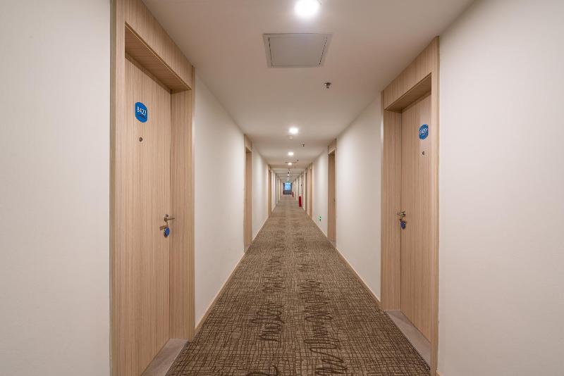 호텔 Hanting  Guangzhou Yantang Metro Station