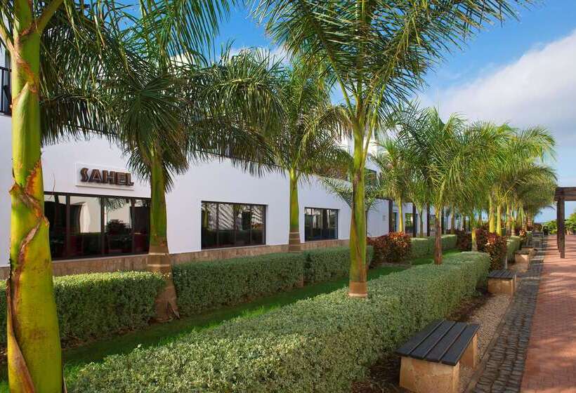 هتل Melia Dunas Beach Resort & Spa All Inclusive