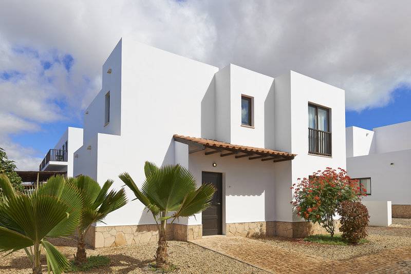 هتل Melia Dunas Beach Resort & Spa All Inclusive