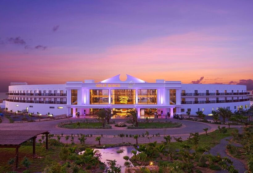 هتل Melia Dunas Beach Resort & Spa All Inclusive