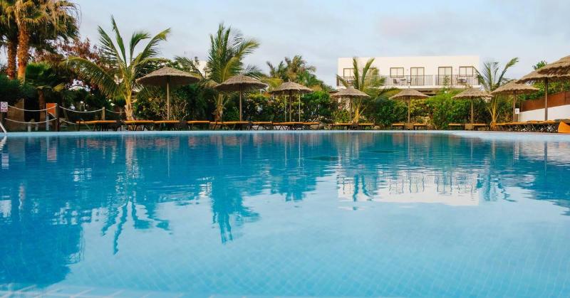 هتل Melia Dunas Beach Resort & Spa All Inclusive