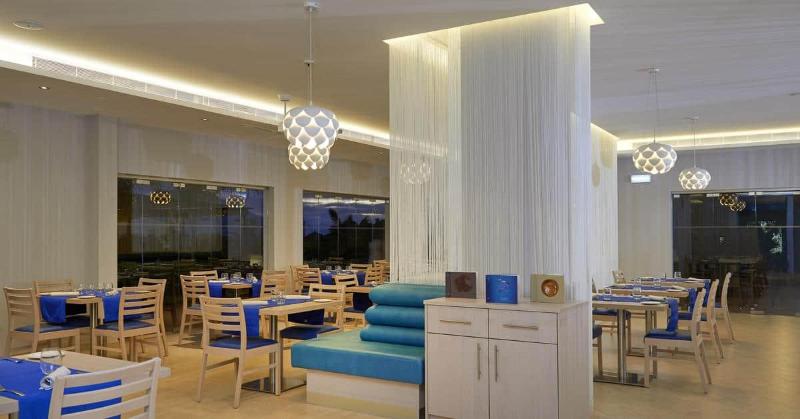 هتل Melia Dunas Beach Resort & Spa All Inclusive