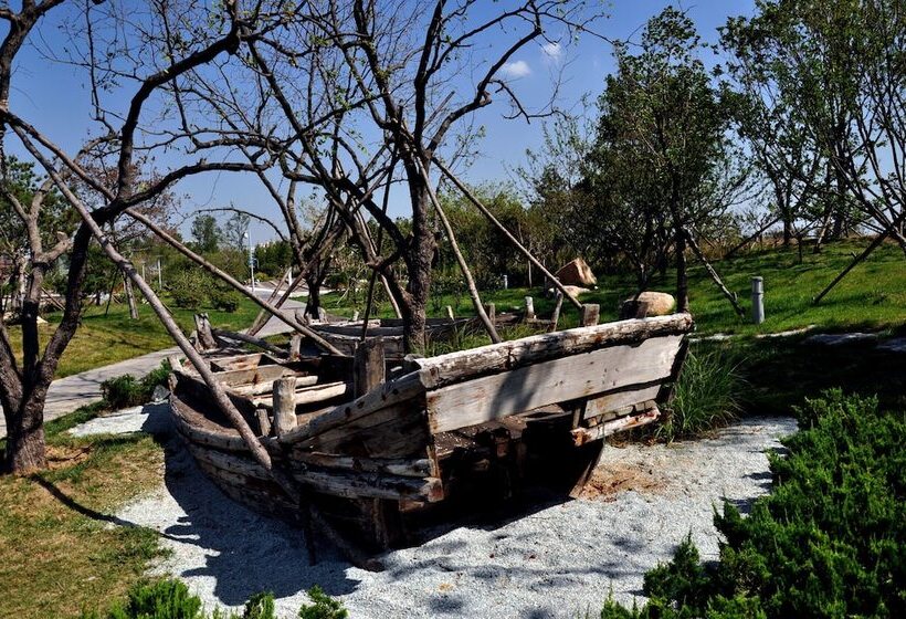 New Century Hotel Qingdao