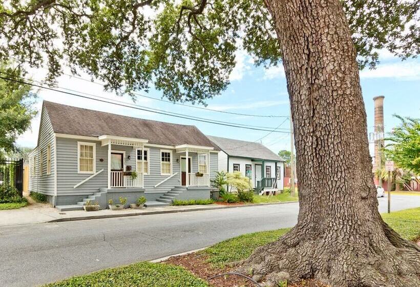 Frogtown Cottage