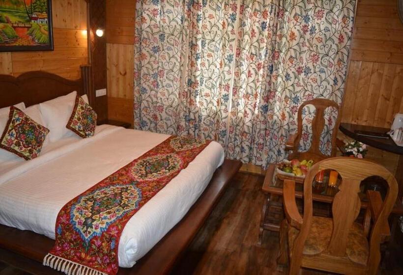 호텔 Royale Comfort