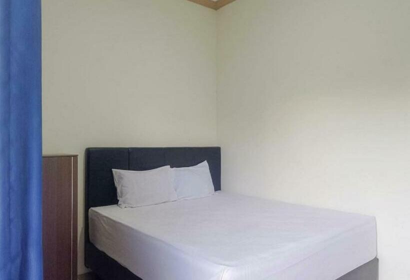 酒店 Grand Kencana Guesthouse Near Wisata Bahari Lamongan Mitra Reddoorz