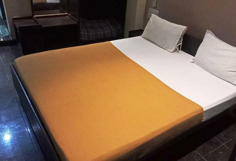 ホテル Shubham Lodging&boarding
