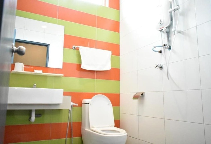 Karang Timur Motel