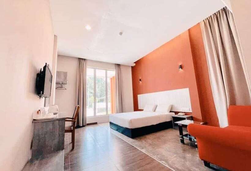 Karang Timur Motel