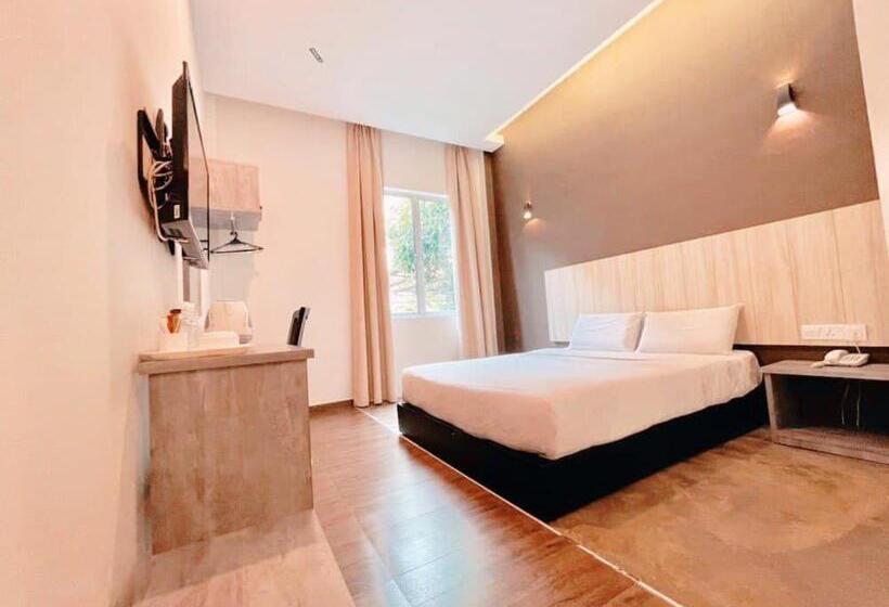 Karang Timur Motel