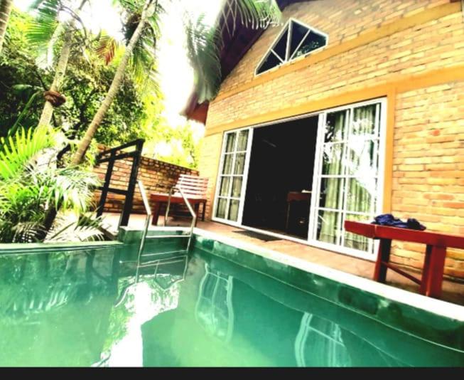تختخواب و صبحانه Airport Villa Kamatha  Foreign Booking Only