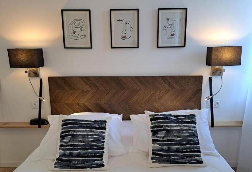 هتل La Tour Aux Crabes Près De La Plage