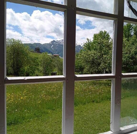 پانسیون Iamze S Guest House