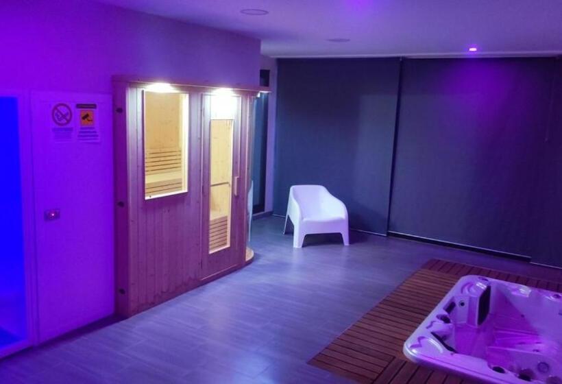 استراحتگاه Villa Aurora