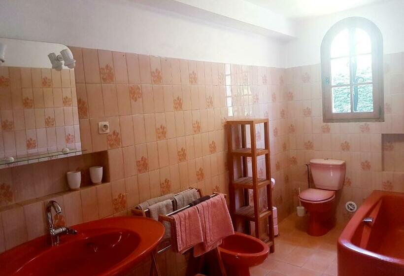 تختخواب و صبحانه Lautre