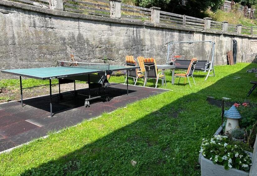 Bed and Breakfast Pension Steiner, Matrei Am Brenner !!no Late Check In,no Breakfast!!