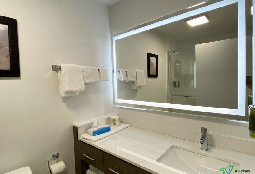 هتل Glengarry Extended Stays