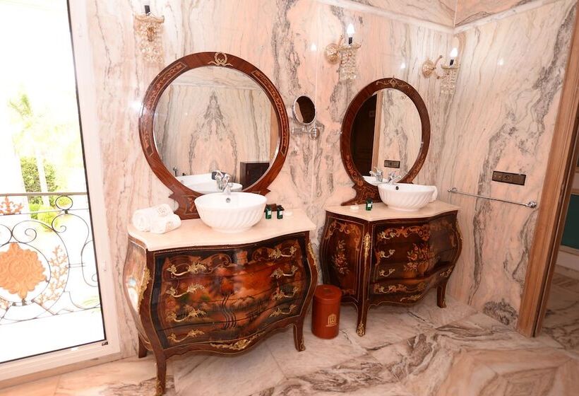 هتل The White Palace Rabat