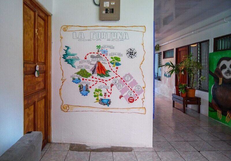 پانسیون Hostel Santafe