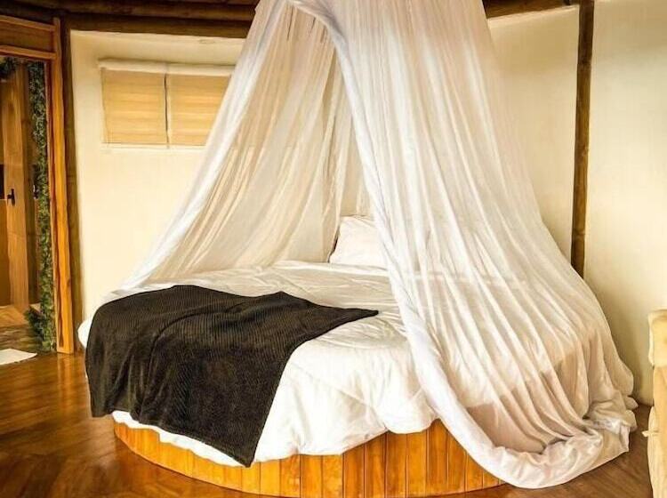 استراحتگاه Kairos Deluxe