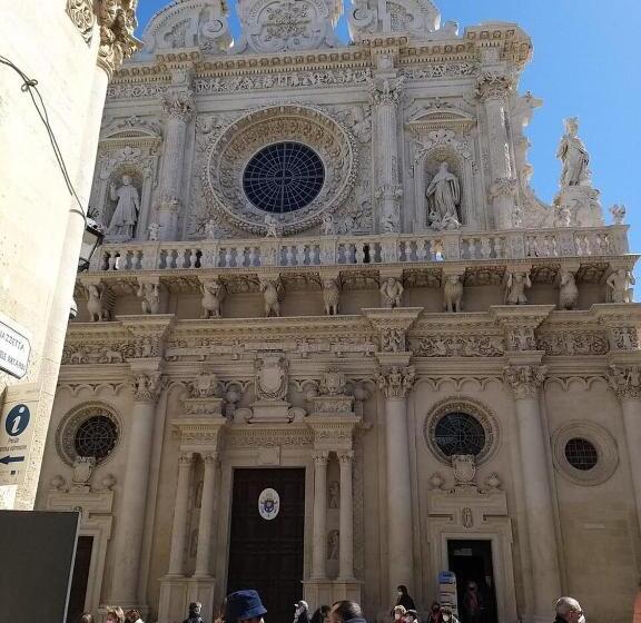 مبيت وإفطار Frank’s House 41 Underground