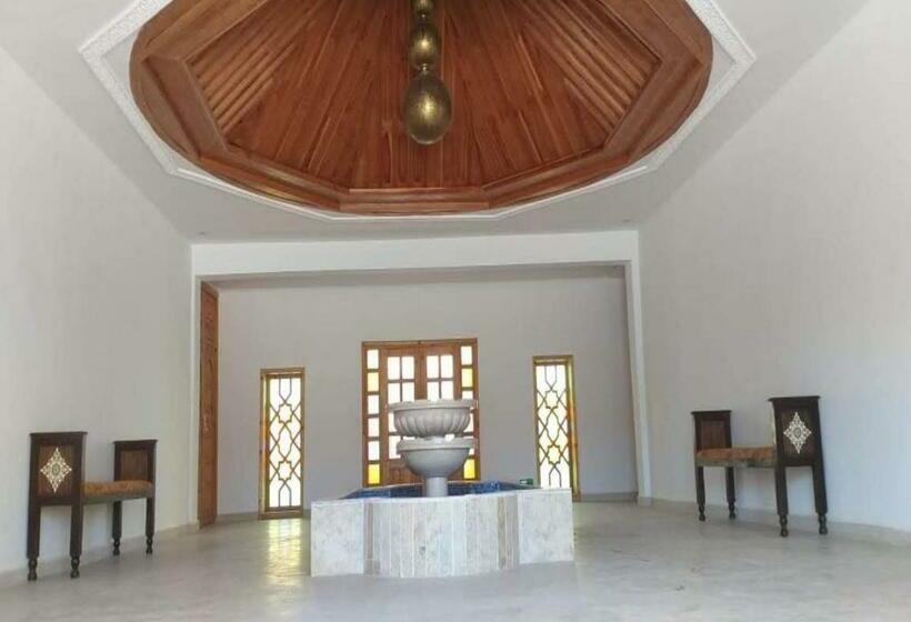 Riad Tin Hinane