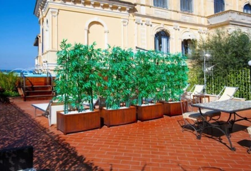 تختخواب و صبحانه La Terrazza 38