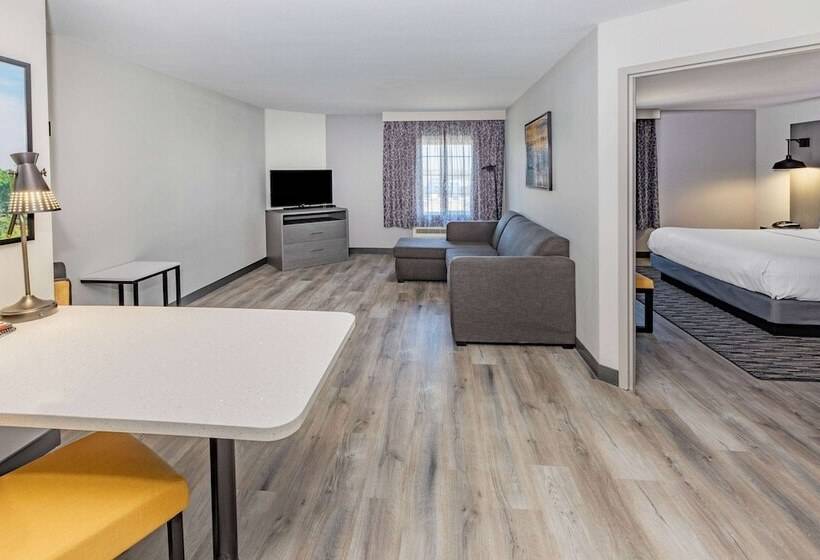 هتل La Quinta Inn & Suites By Wyndham Ardmore