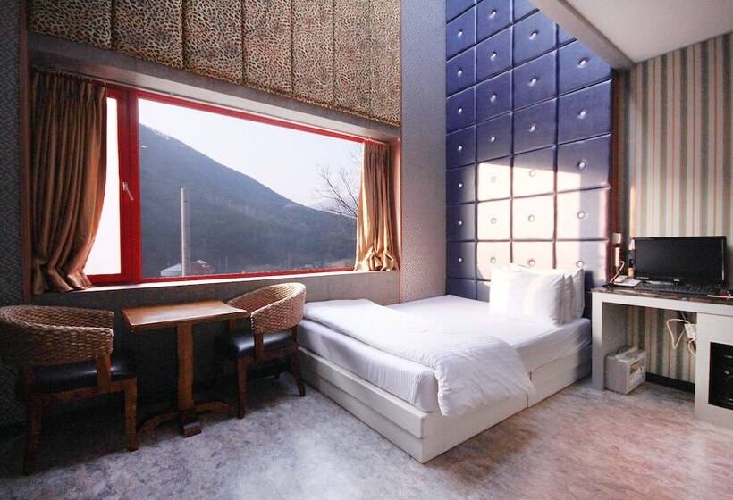 汽车旅馆  Chilgok Palgongsan S