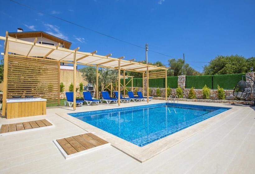 House W Private Pool And Jacuzzi In Kas