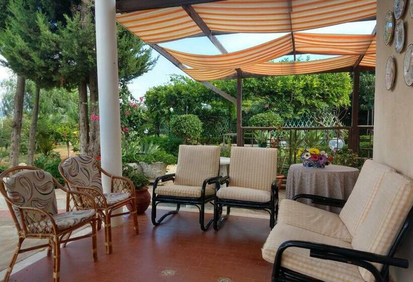 مبيت وإفطار Il Gazebo