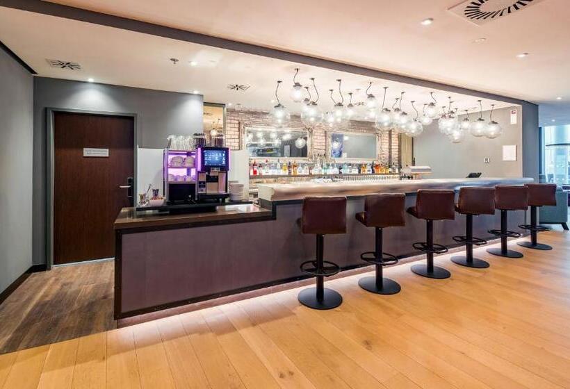 هتل Premier Inn Stuttgart City Europaviertel