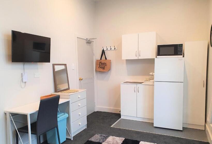 هاستل Work Stay At 123