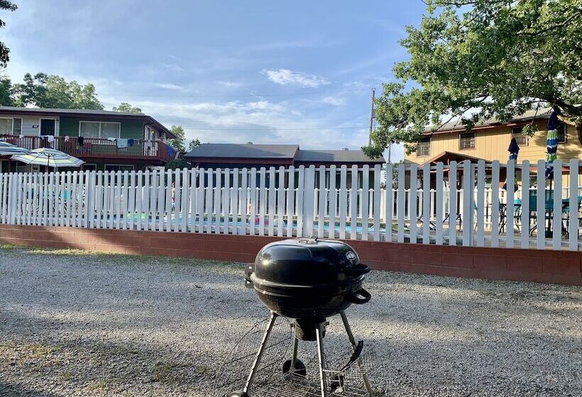 هتل Driftwood Resort Bull Shoals