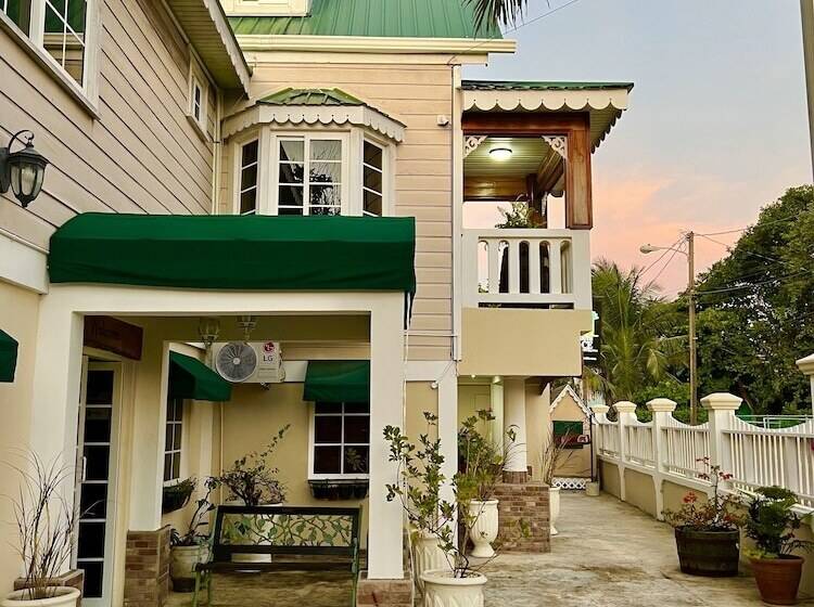 پانسیون One South Place
