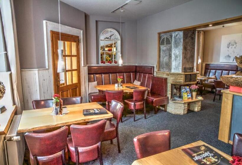 Restaurant Und Pension Zur Nassen Ecke