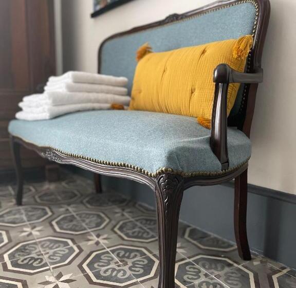 ベッドアンドブレックファースト L Oiseau Bleu Peacock